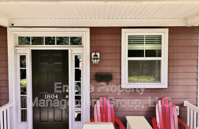 1804 Pulaski St