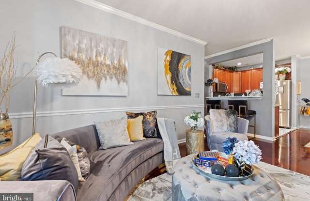 Photo of 4021 DERBY Court