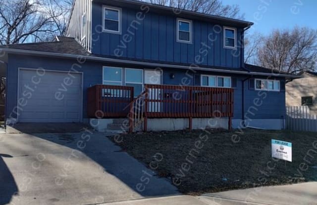 7103 E 107th St - 7103 East 107th Street, Kansas City, MO 64134