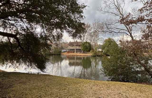 8483 Yadkin Circle
