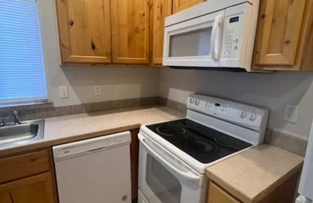 45 South White Oak Lane