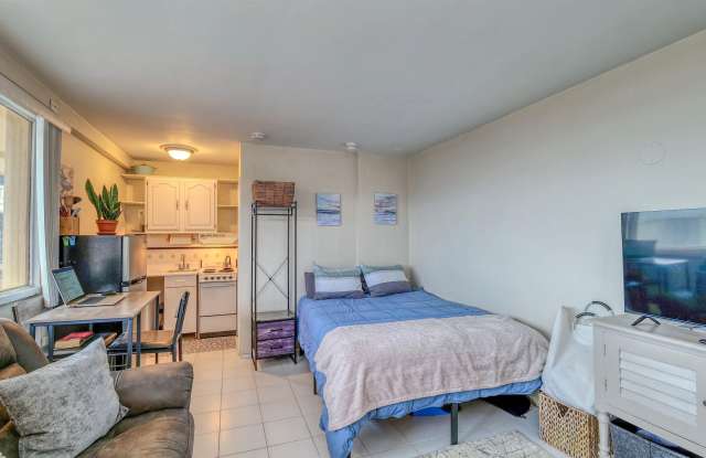 108 S Montpelier Ave