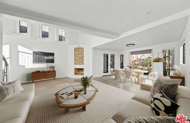 Photo of 2316 Strongs Dr