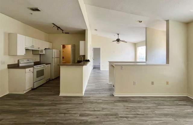 842 GRAND REGENCY POINT