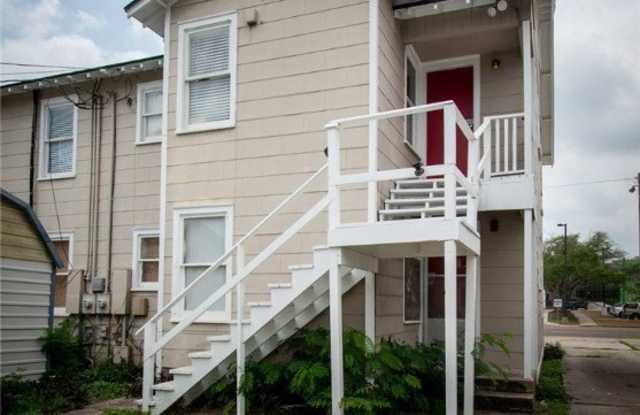 3526 S Alameda Street unit: B
