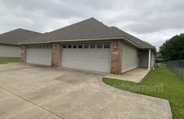 2825 Fairway Hamlet Court - 2825 Fairway Hamlet Court, Fort Smith, AR 72908