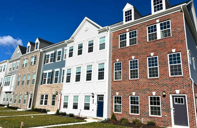 Photo of 7700 JOHNNYCAKE Road