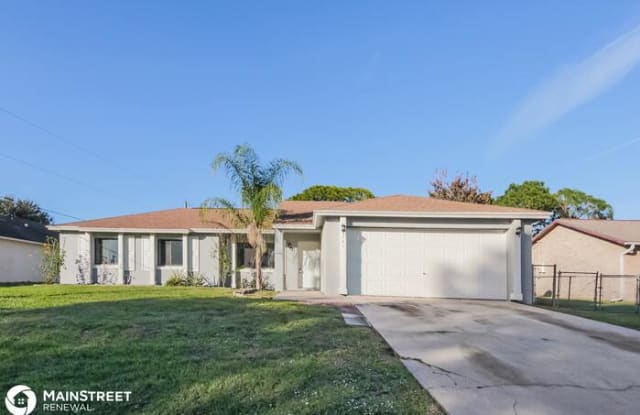 761 Kempten Street Northwest - 761 Kempten Street Northwest, Palm Bay, FL 32907