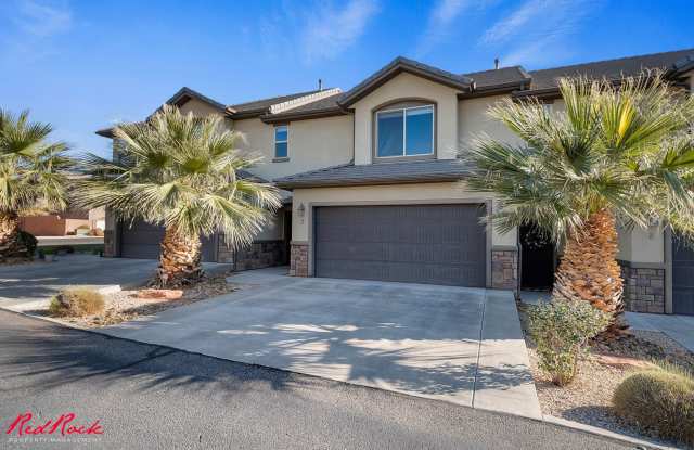 Photo of Charming 3 Bedroom Townhome