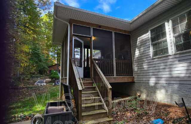 2400 Lakeview Parkway