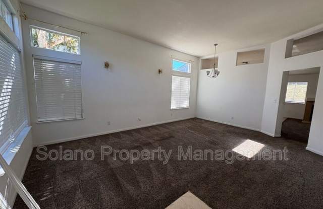 1687 Highland Circle