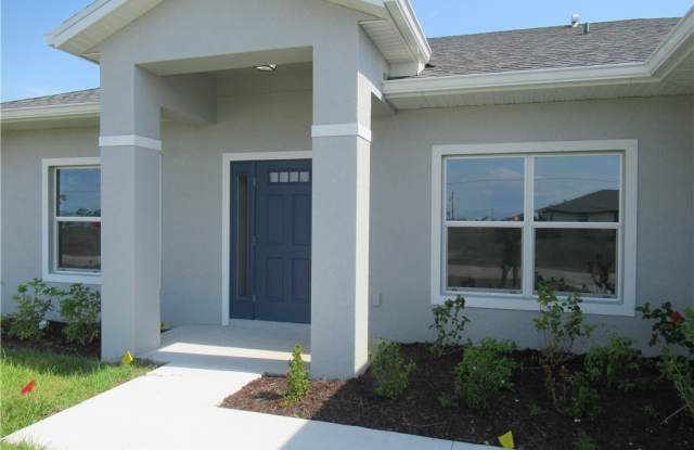 3815 SW 6th Place