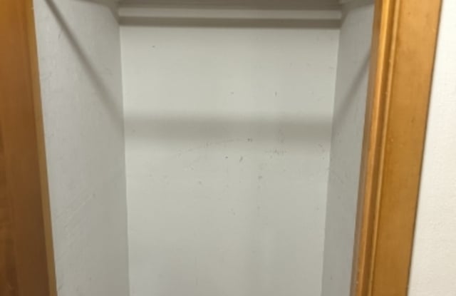 1422 East 264th Street - 4