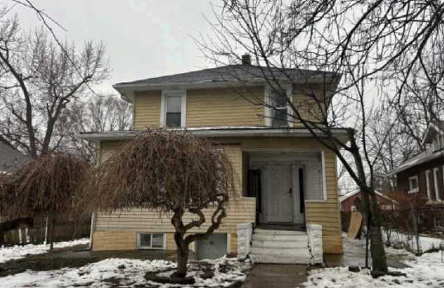 Photo of 435 S Poplar Avenue