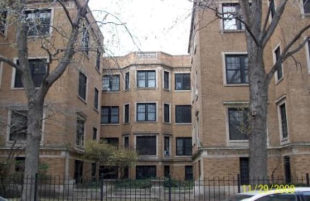 702 West Gordon Terrace - 702 West Gordon Terrace, Chicago, IL 60613