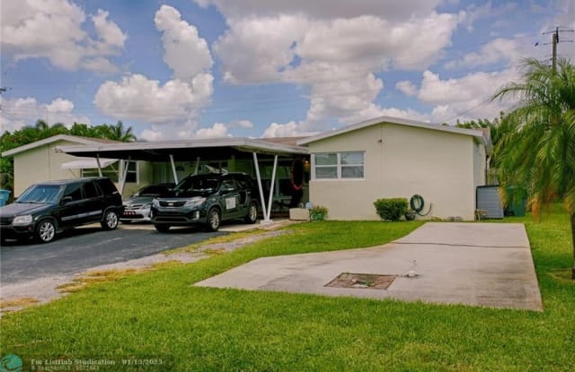 183 SE 28th Ct - 183 Southeast 28th Court, Boynton Beach, FL 33435