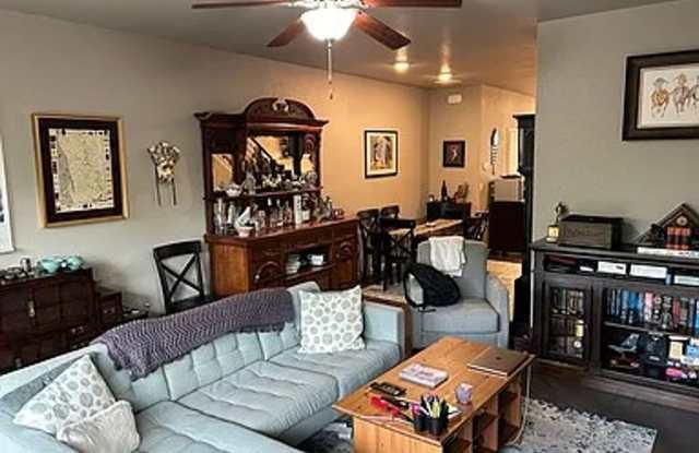 Super Cute Townhome in a Fantastic Location - 54 Cheyenne Blvd