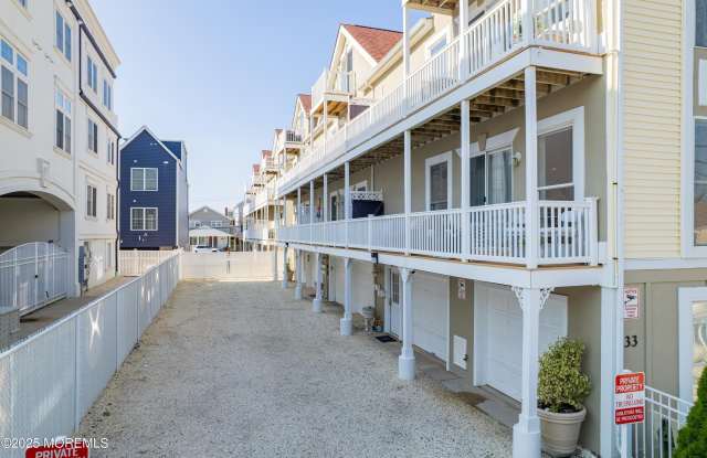 Photo of 33 Sumner Avenue unit: 5B Rental