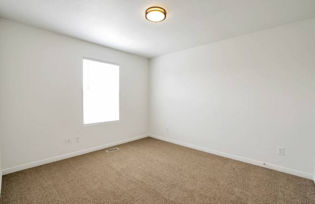 Photo of Newly Updated Pet Friendly 3 Bed - 2 Bath Home in Clinton - Fully Fenced Yard - Available NOW!