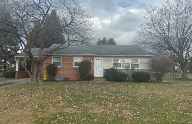 1739 ARGYLE DR - 1739 Argyle Drive, York County, PA 17406