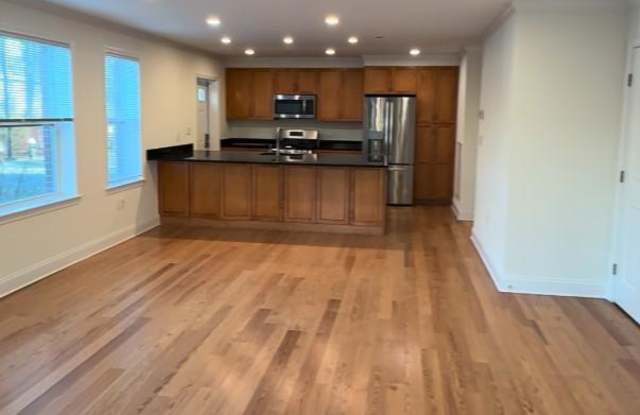 102 Ellery Ct.