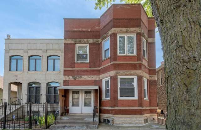 Photo of 2821 S Emerald Avenue