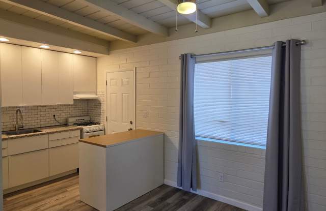 Photo of 610-616 E. Drachman St. ( 610, 612, 614, 616 )