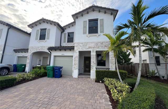 24450 SW 119th Place