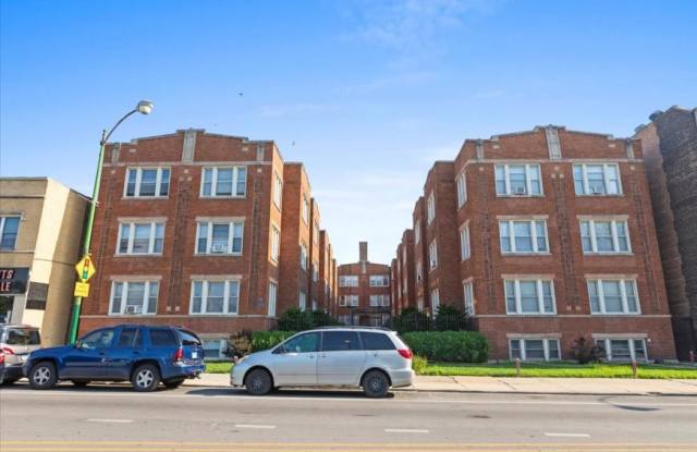 2342 W Touhy Avenue