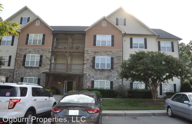 4752-2B TATTON PARK CIR - 4752 Tatton Park Cir, Winston-Salem, NC 27103