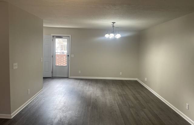 405 19th Street East