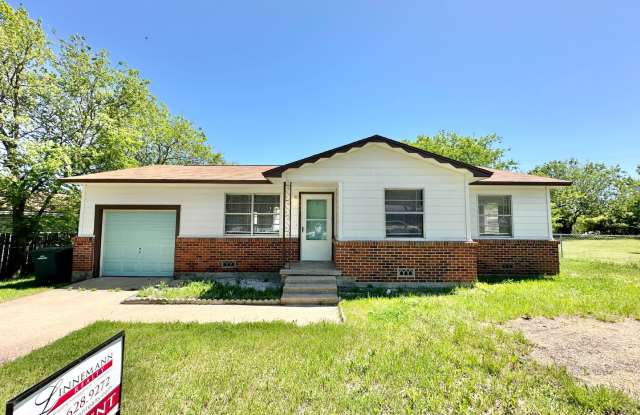Viewable July 15th!  Pets Accepted!