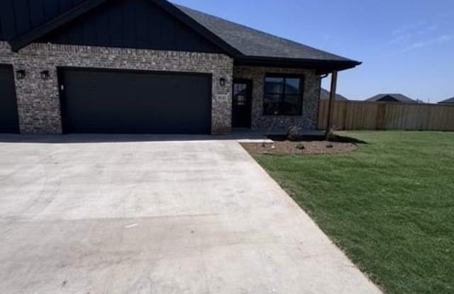 8150 Sawdust Trail