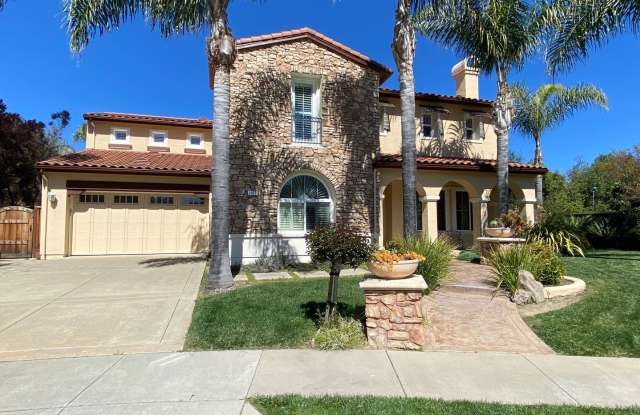 Pleasanton Ponderosa 5 bed+loft / 4 bath, 4 car garage, Small Dogs OK - 3603 Fieldview Court, Pleasanton, CA 94566