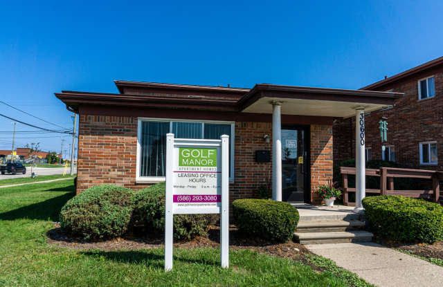 Golf Manor Apartments
