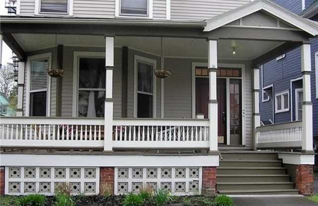 34 Vick Park A