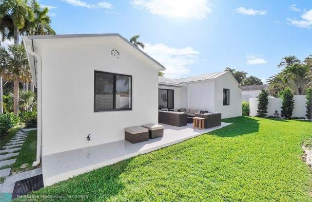 450 N Victoria Park Rd