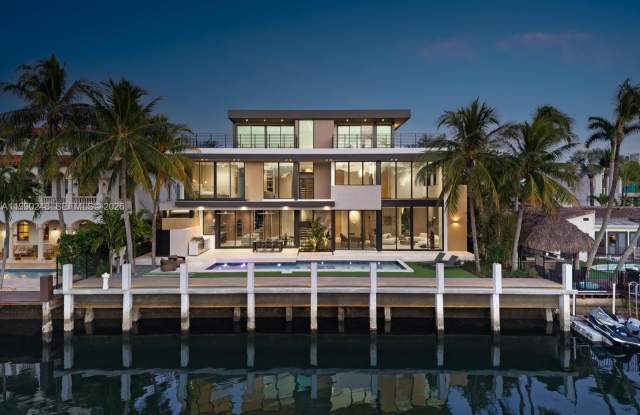 641 Flamingo Dr