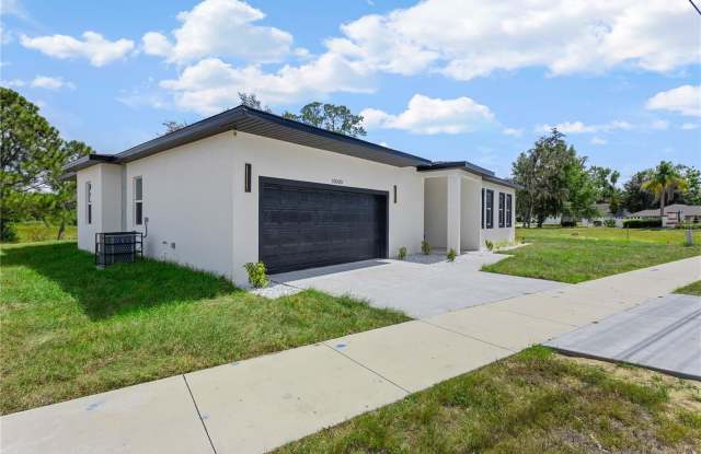 33320 COUNTY ROAD 473