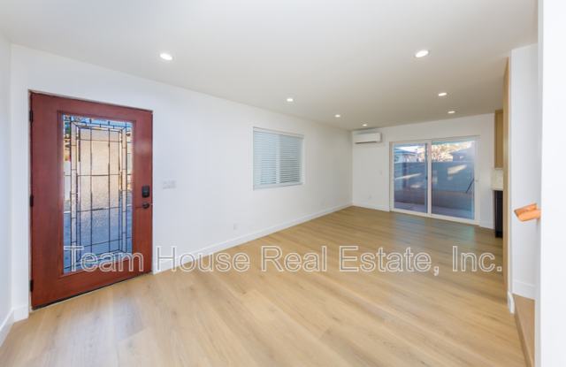 7510 Etiwanda Avenue