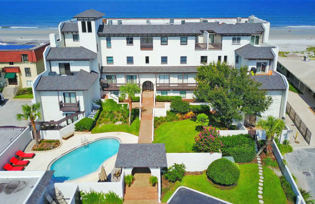 2415 COSTA VERDE Boulevard