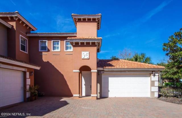 158 HIDDEN PALMS Lane