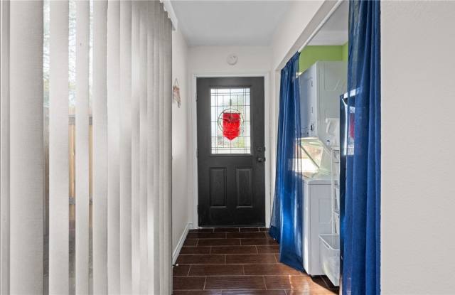 6126 Hidden Cove unit: 3