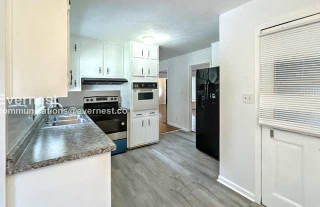 5151 Vivid Drive Southwest