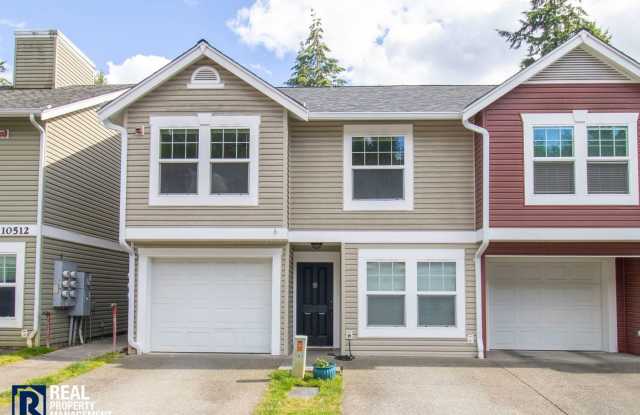Spacious 4-Bedroom Townhome in Alicia Meadows | Garage, Patio & Pet Friendly