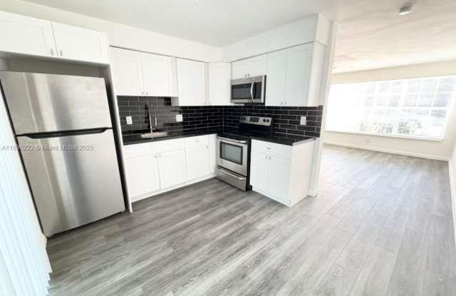 Photo of 337 SE 23rd Ave