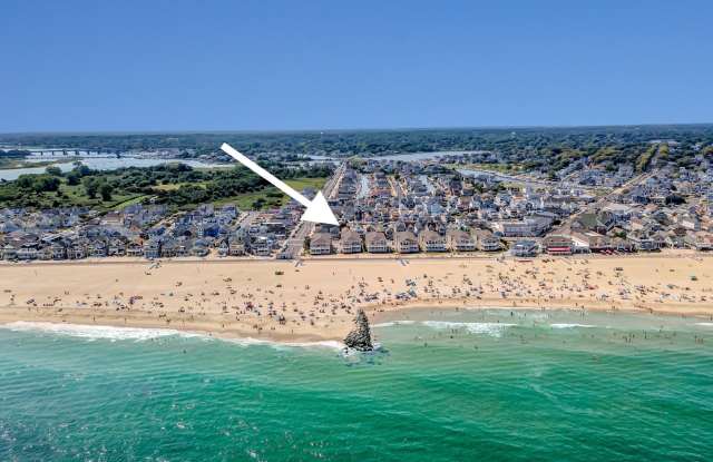 239 Beach Front unit: 1