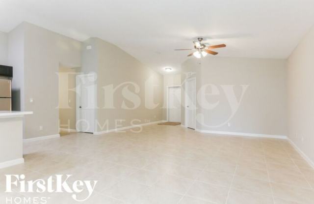 1062 Southwest Fenway Road