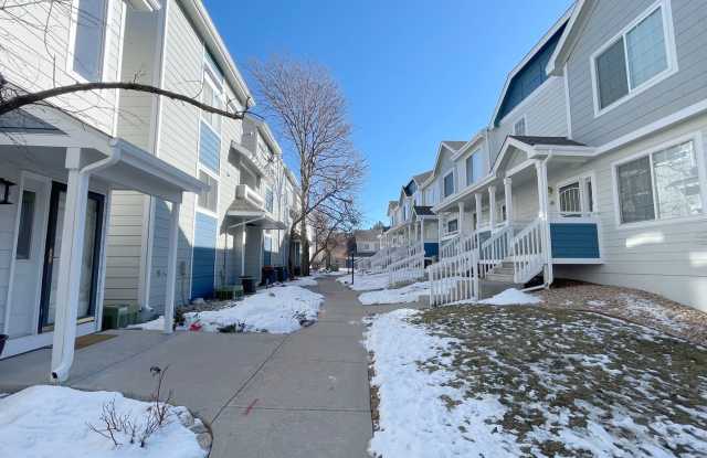 1 bedroom, 1 bathroom, large garage! Large storage space! Pool!