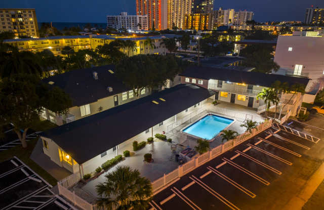 Photo of 1020 N Riverside Drive